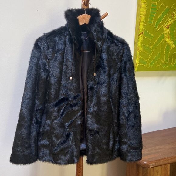 Chico’s Black Label Faux Fur Jacket - Picture 2 of 12